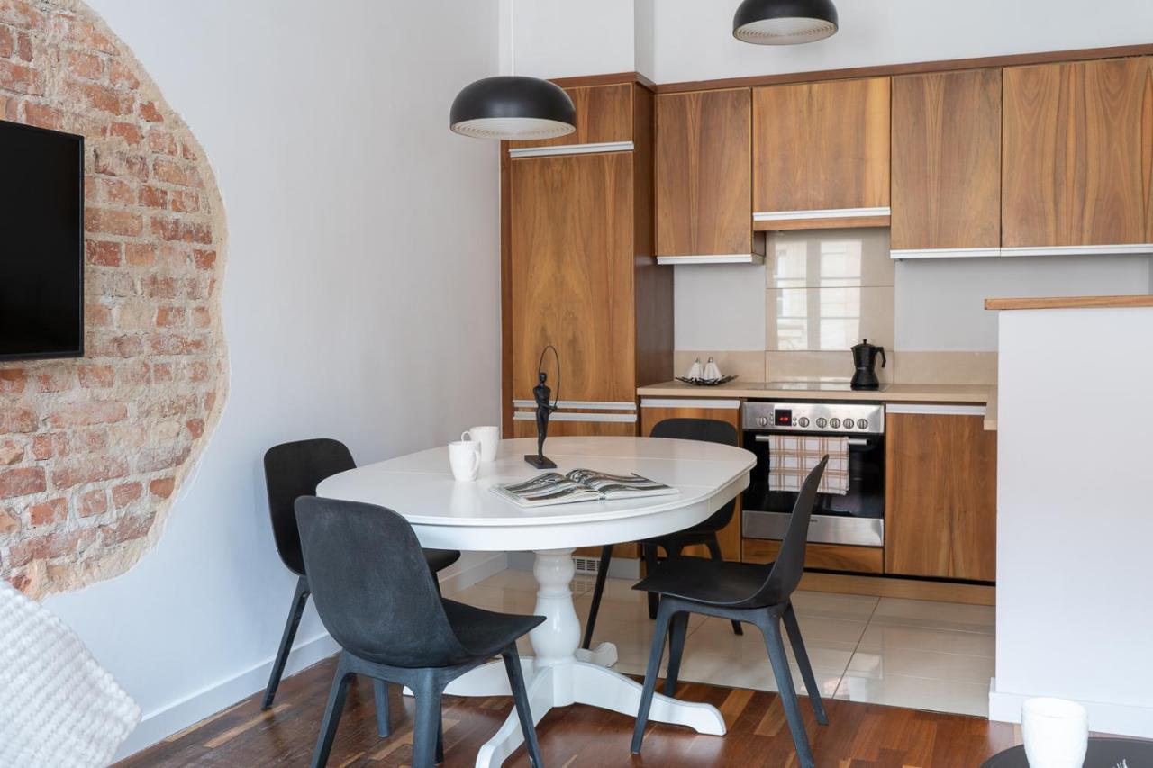 Chill Apartments Piwna Old Town ワルシャワ エクステリア 写真